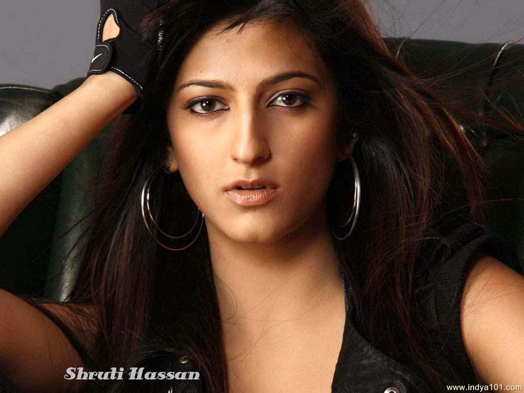 Shruti Haasan desktop Wallpapers