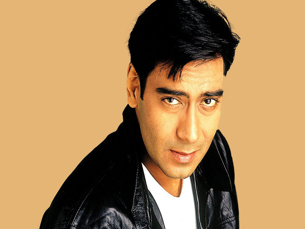 Ajay Devgn - Photo Actress