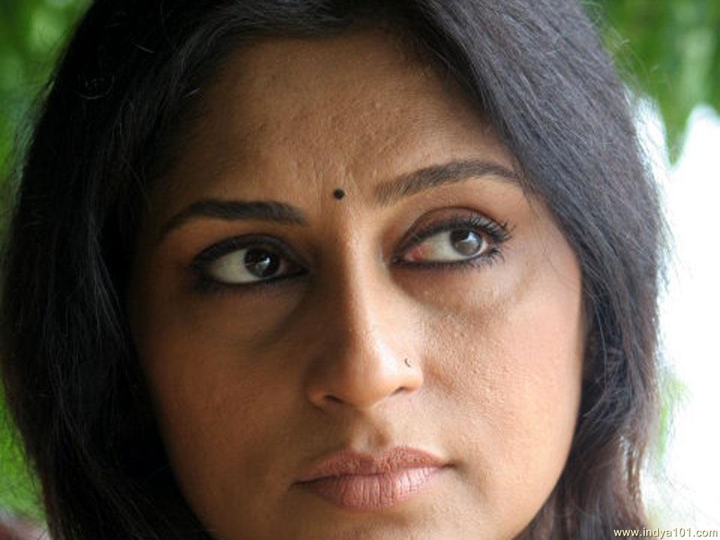 actress roopa